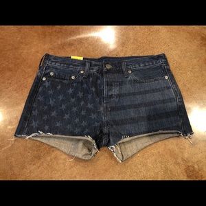 Levi’s 501 cut off shorts.